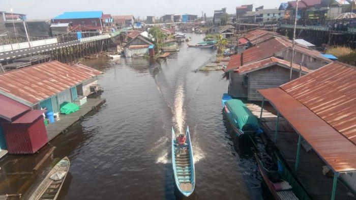 Desa (Pemdes) Muara Enggelam menyusun rencana untuk mengembangkan pariwisata di desanya dengan cara memberdayakan alam.